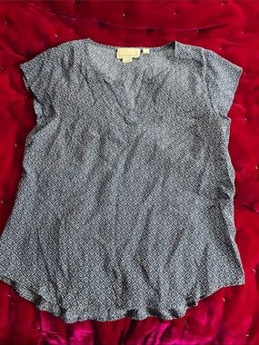 Cynthia Rowley Blue, Printed Short-Sleeve Silk V-Neck Top